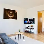 Appartement Lounge Mit Privatem Stellplatz Fuer Bis Zu 4 Personen - Stadtnah Coblence