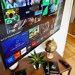 Appartement Lounge Mit Privatem Stellplatz Fuer Bis Zu 4 Personen - Stadtnah *