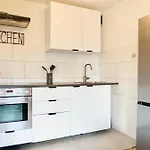 Appartement Lounge Mit Privatem Stellplatz Fuer Bis Zu 4 Personen - Stadtnah Coblence