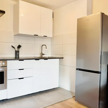شقة Lounge Mit Privatem Stellplatz Fuer Bis Zu 4 Personen - Stadtnah كوبلنس