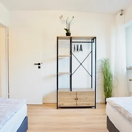 Lounge Mit Privatem Stellplatz Fuer Bis Zu 4 Personen - Stadtnah شقة كوبلنس