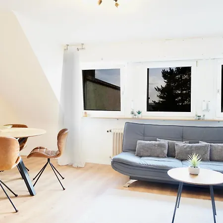 Lounge Mit Privatem Stellplatz Fuer Bis Zu 4 Personen - Stadtnah شقة كوبلنس
